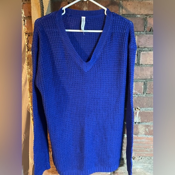Zenana Outfitters Women’s Sweater size m - Picture 1 of 10